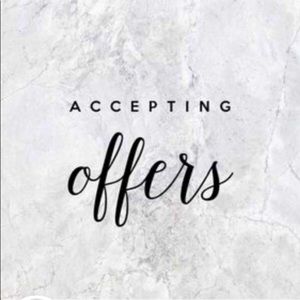 🌸ACCEPTING OFFERS!🌸